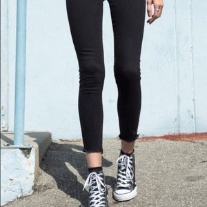 BRANDY MELVILLE black jeans!!